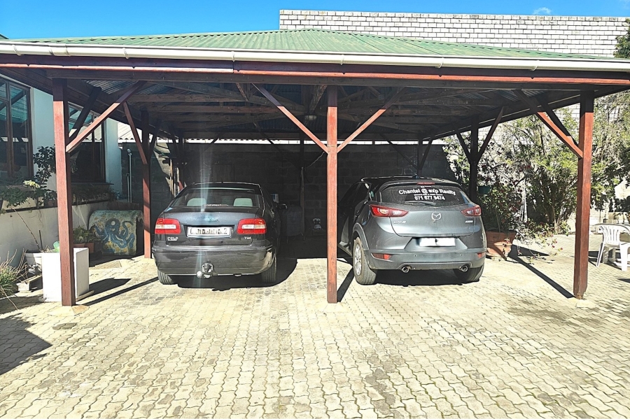 5 Bedroom Property for Sale in Piketberg Western Cape